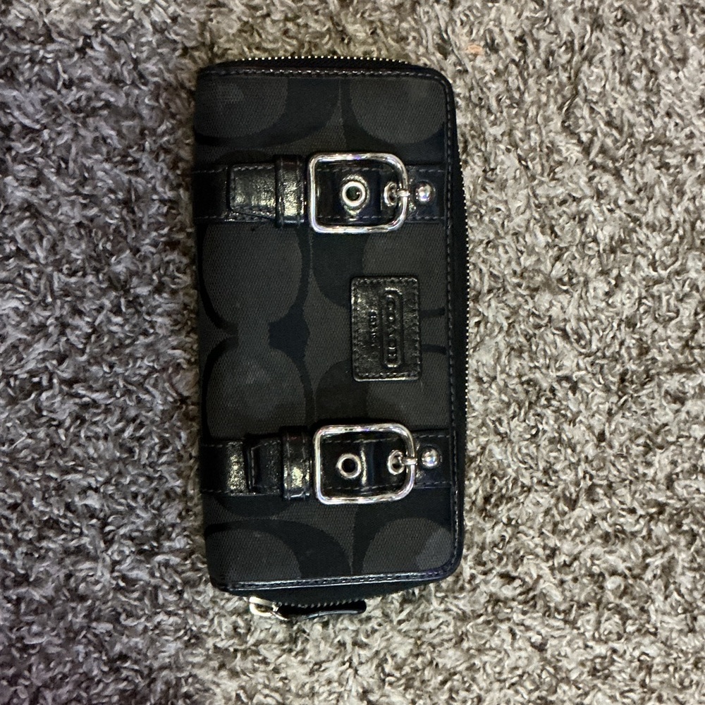 Coach Black Signature Wallet with Silver Buckles
